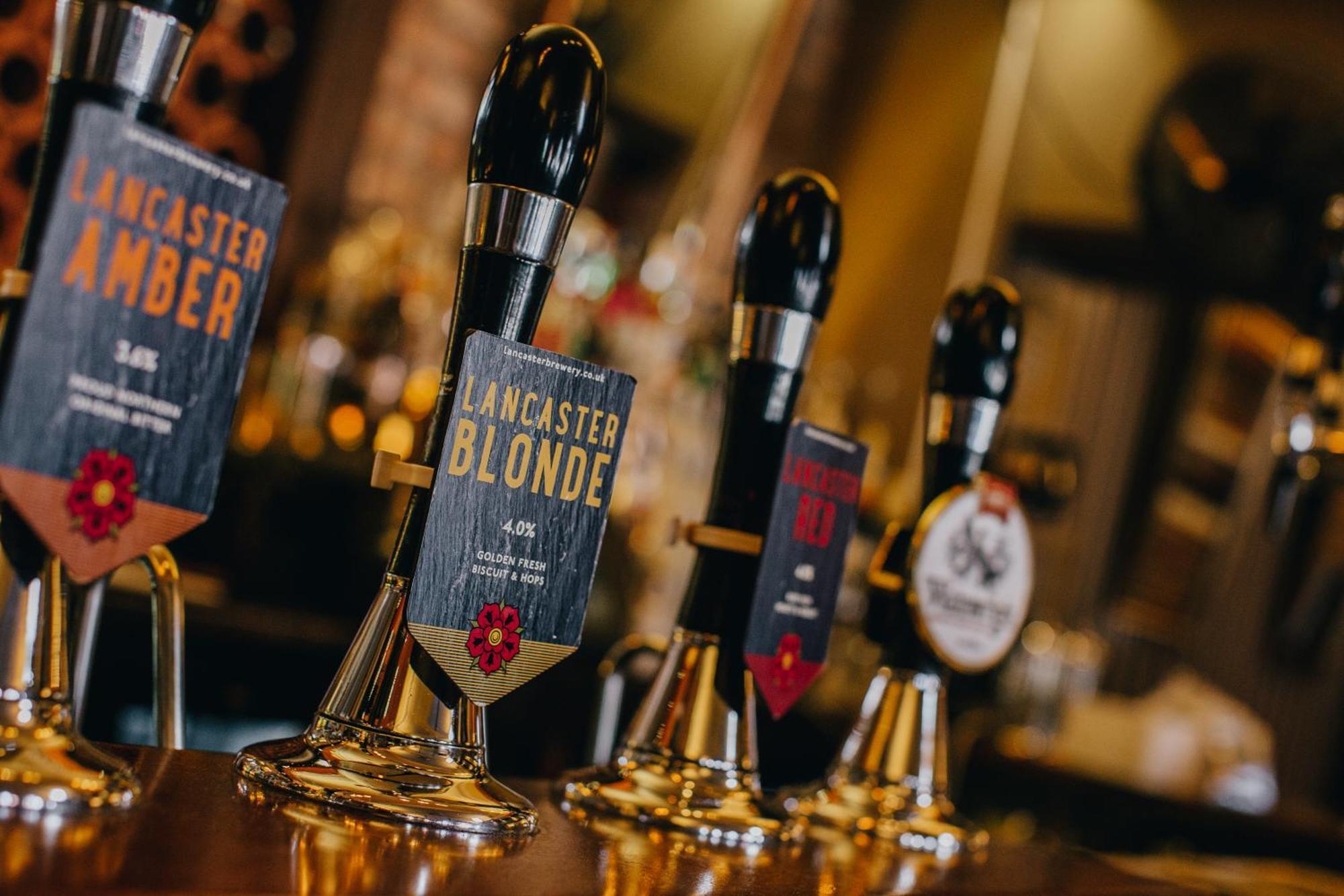The Duke Of Edinburgh Hotel & Bar Barrow-in-Furness Dış mekan fotoğraf