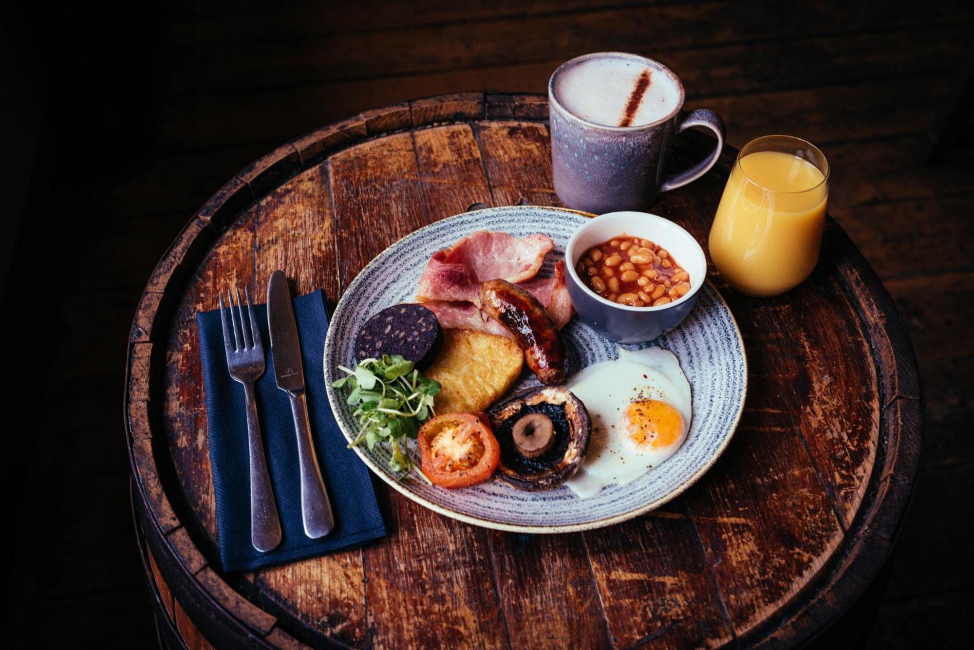 The Duke Of Edinburgh Hotel & Bar Barrow-in-Furness Dış mekan fotoğraf