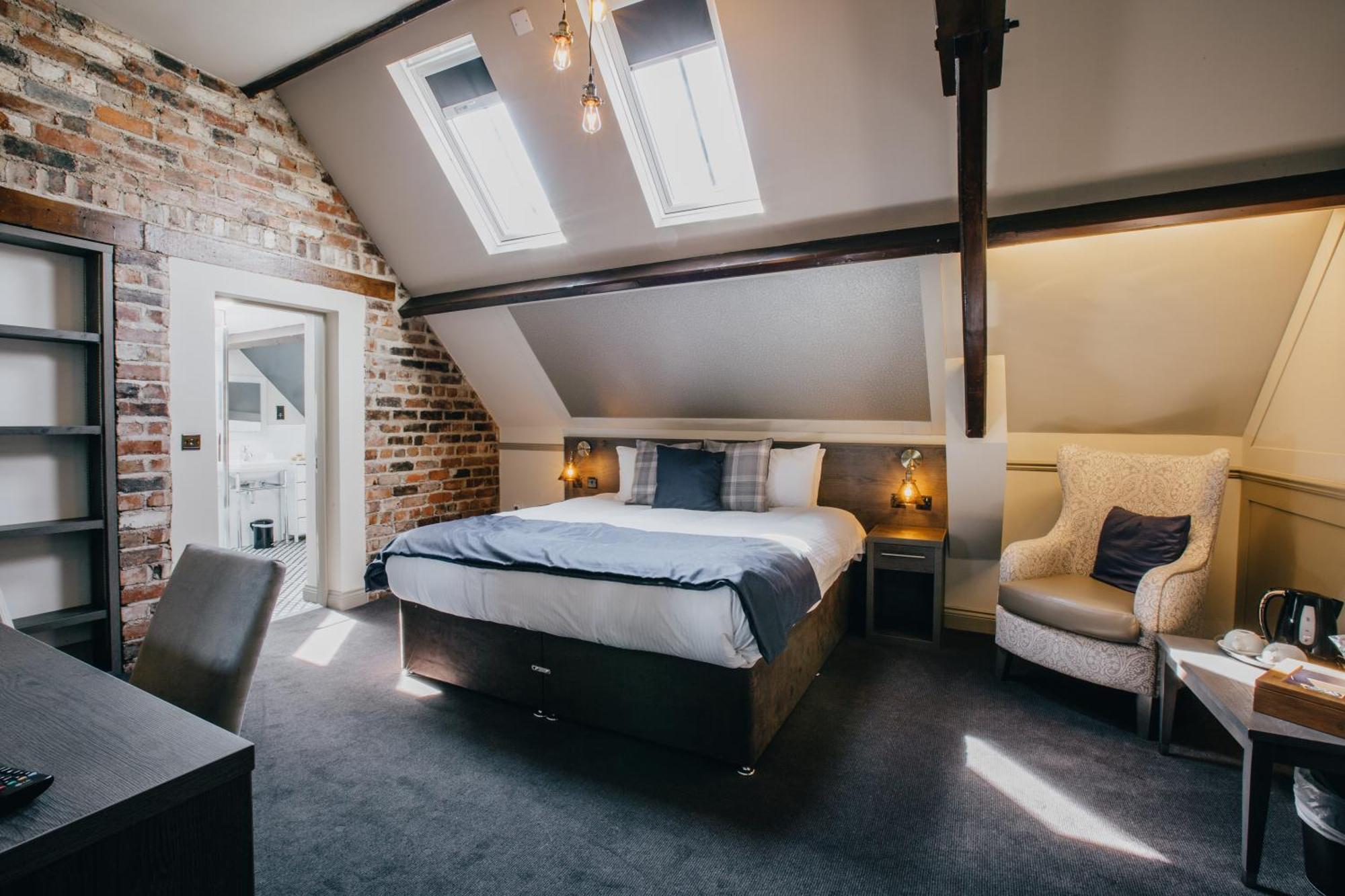 The Duke Of Edinburgh Hotel & Bar Barrow-in-Furness Dış mekan fotoğraf