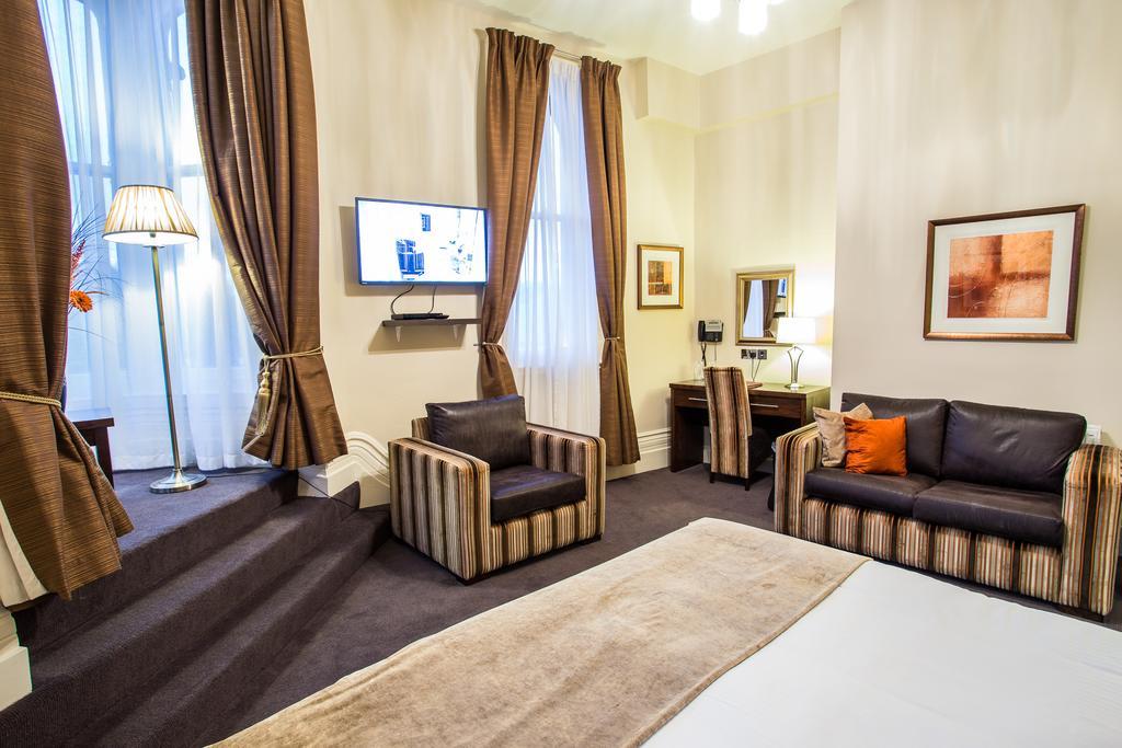 The Duke Of Edinburgh Hotel & Bar Barrow-in-Furness Dış mekan fotoğraf