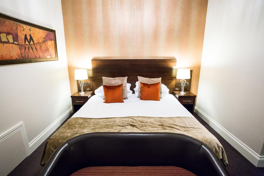 The Duke Of Edinburgh Hotel & Bar Barrow-in-Furness Dış mekan fotoğraf