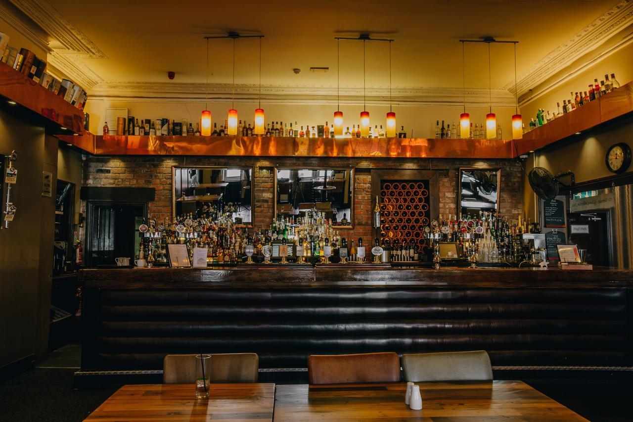 The Duke Of Edinburgh Hotel & Bar Barrow-in-Furness Dış mekan fotoğraf