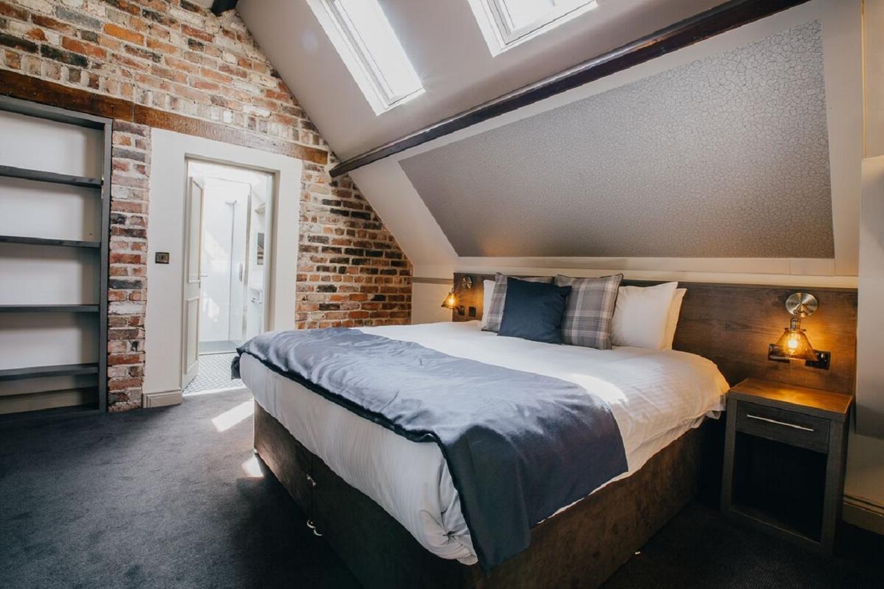 The Duke Of Edinburgh Hotel & Bar Barrow-in-Furness Dış mekan fotoğraf