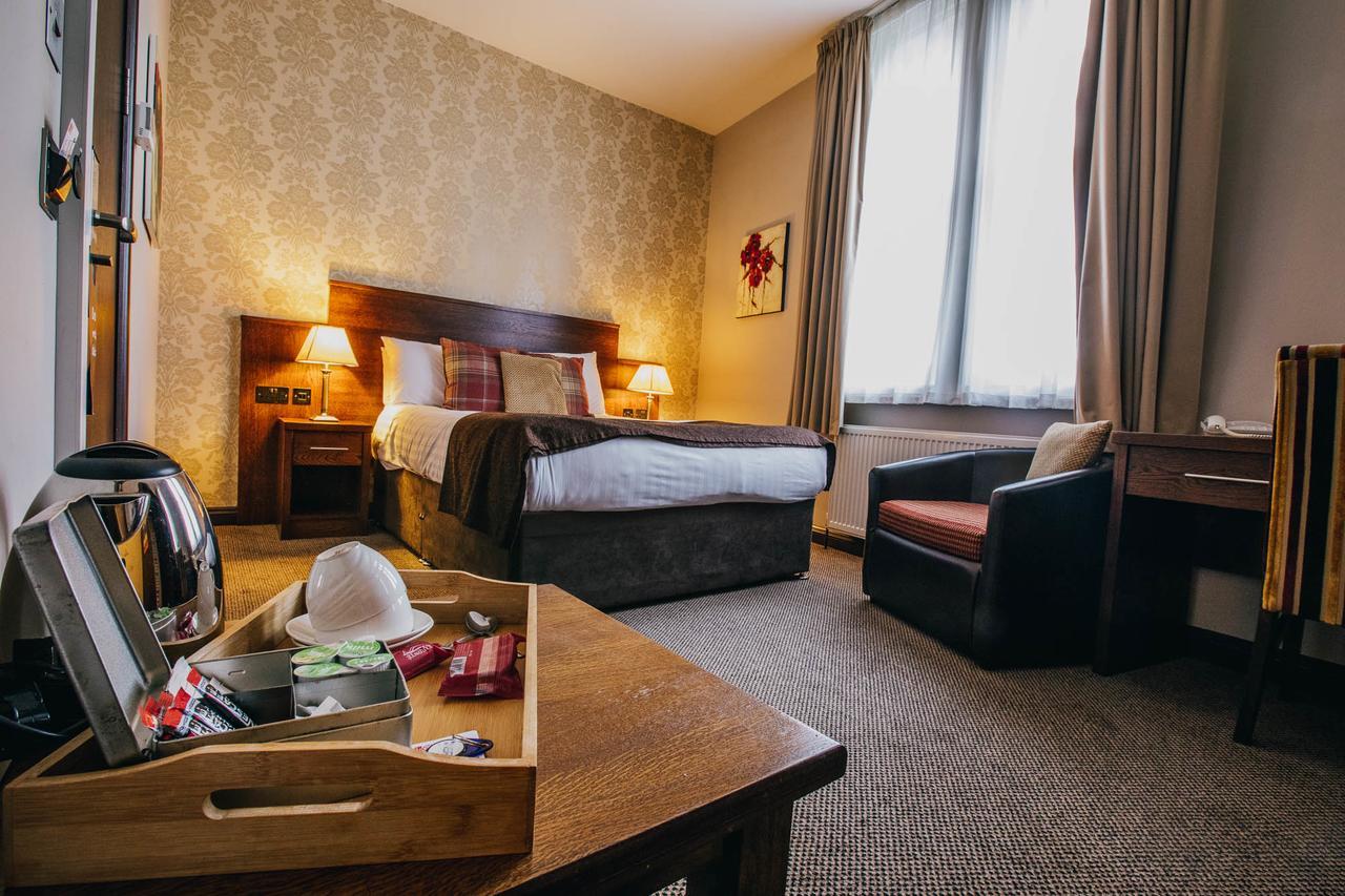 The Duke Of Edinburgh Hotel & Bar Barrow-in-Furness Dış mekan fotoğraf