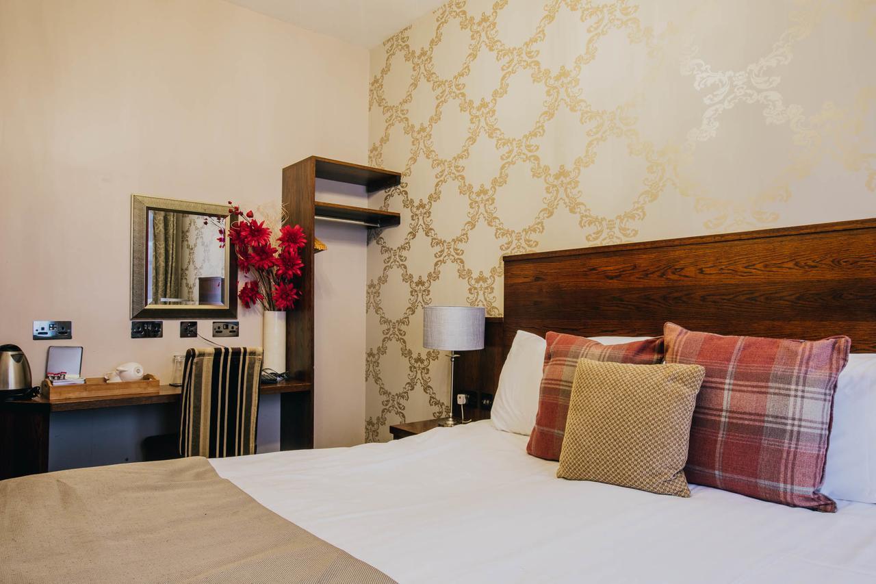 The Duke Of Edinburgh Hotel & Bar Barrow-in-Furness Dış mekan fotoğraf
